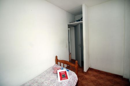 Quarto 2 de apartamento para alugar com 2 quartos, 75m² em Cordovil, Rio de Janeiro