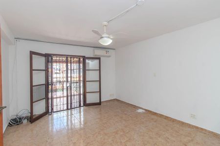 Casa à venda com 156m², 3 quartos e 4 vagas Casa à venda com 156m², 3 quartos e 4 vagasQuarto Suíte 2