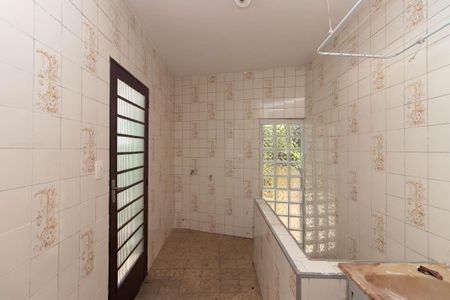 Casa à venda com 156m², 3 quartos e 4 vagas Casa à venda com 156m², 3 quartos e 4 vagasÁrea de Serviço