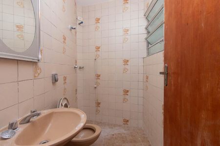 Casa à venda com 156m², 3 quartos e 4 vagas Casa à venda com 156m², 3 quartos e 4 vagasBanheiro da Suíte 1