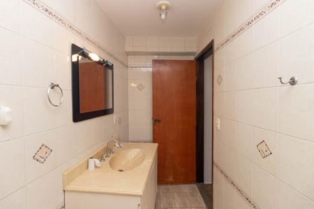 Casa à venda com 156m², 3 quartos e 4 vagas Casa à venda com 156m², 3 quartos e 4 vagasBanheiro da Suíte 2