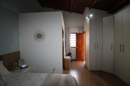 Casa à venda com 350m², 3 quartos e 2 vagasQuarto 3