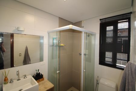 Casa à venda com 350m², 3 quartos e 2 vagasQuarto 3 - Banheiro