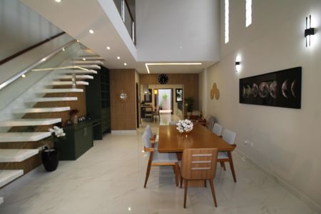 Casa à venda com 350m², 3 quartos e 2 vagasSala