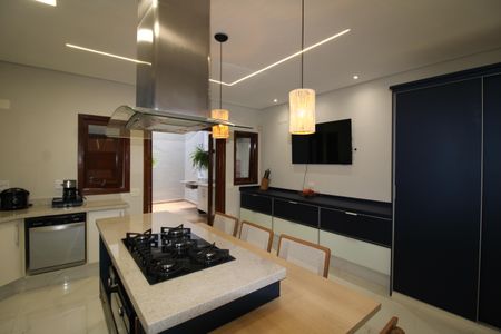 Casa à venda com 350m², 3 quartos e 2 vagasCozinha