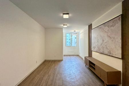 Apartamento à venda com 68m², 2 quartos e sem vaga