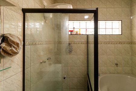 Casa à venda com 280m², 3 quartos e 1 vaga Casa à venda com 280m², 3 quartos e 1 vagaBanheiro da Suíte