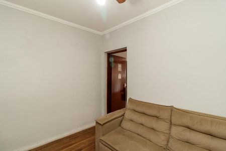 Casa à venda com 280m², 3 quartos e 1 vaga Casa à venda com 280m², 3 quartos e 1 vagaEscritório