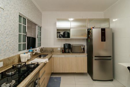 Casa à venda com 280m², 3 quartos e 1 vaga Casa à venda com 280m², 3 quartos e 1 vagaCozinha