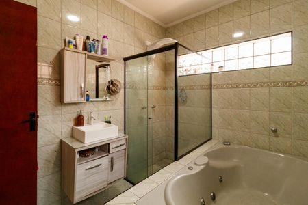 Casa à venda com 280m², 3 quartos e 1 vaga Casa à venda com 280m², 3 quartos e 1 vagaBanheiro da Suíte