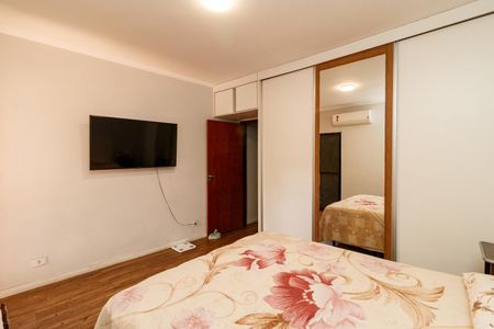 Casa à venda com 280m², 3 quartos e 1 vaga Casa à venda com 280m², 3 quartos e 1 vagaSuíte