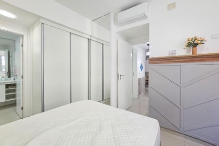 Apartamento para alugar com 75m², 2 quartos e 2 vagas