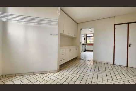 Apartamento para alugar com 280m², 3 quartos e 2 vagasÁrea de Serviço