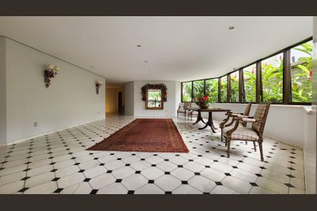 Apartamento para alugar com 280m², 3 quartos e 2 vagasHall de entrada