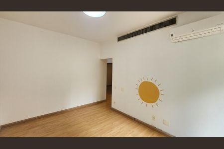 Apartamento para alugar com 280m², 3 quartos e 2 vagasSuíte 2
