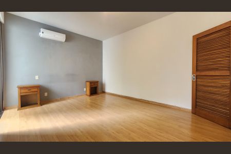 Apartamento para alugar com 280m², 3 quartos e 2 vagasSuíte