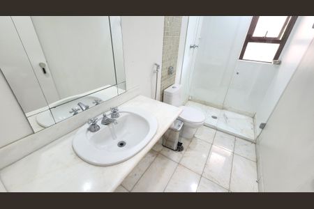 Apartamento para alugar com 280m², 3 quartos e 2 vagasBanheiro da Suíte 3