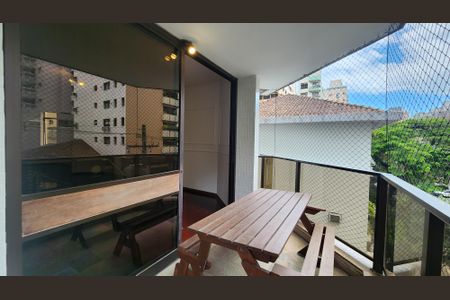 Apartamento para alugar com 280m², 3 quartos e 2 vagasVaranda da Sala