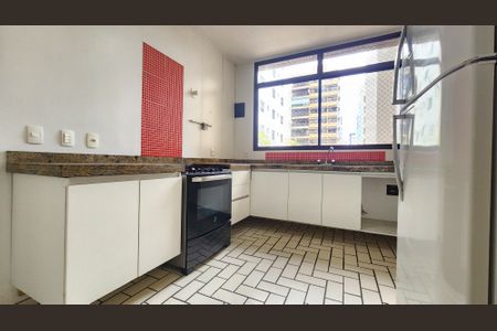 Apartamento para alugar com 280m², 3 quartos e 2 vagasCozinha