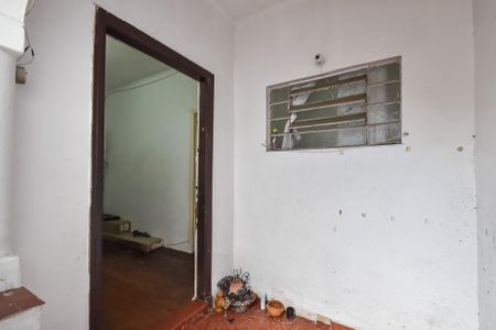 Casa à venda com 120m², 2 quartos e sem vagaHall de entrada