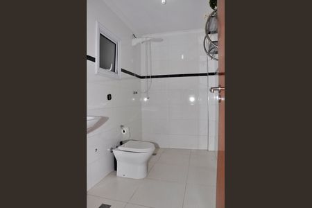 Casa à venda com 534m², 5 quartos e 7 vagas Casa à venda com 534m², 5 quartos e 7 vagasBanheiro Social