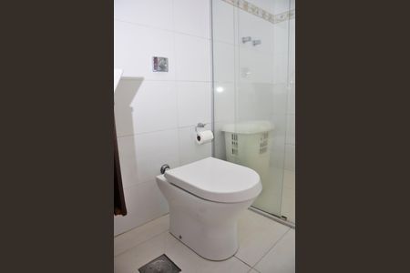 Casa para alugar com 534m², 5 quartos e 7 vagas Casa para alugar com 534m², 5 quartos e 7 vagasDetalhe - Suíte