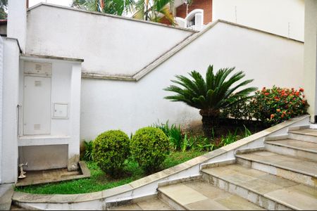 Casa para alugar com 534m², 5 quartos e 7 vagas Casa para alugar com 534m², 5 quartos e 7 vagasDetalhe - Área Comum