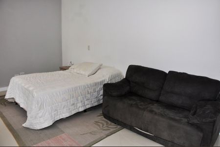 Casa à venda com 534m², 5 quartos e 7 vagasSuíte 4