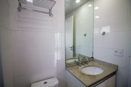 Banheiro de kitnet/studio para alugar com 1 quarto, 37m² em Campo Belo, São Paulo