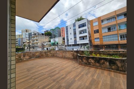 Varanda de apartamento para alugar com 3 quartos, 202m² em Vila Laura, Salvador