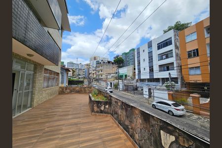 Varanda de apartamento para alugar com 3 quartos, 202m² em Vila Laura, Salvador