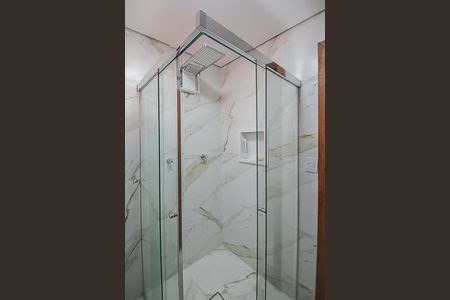 Casa à venda com 222m², 3 quartos e 2 vagasBanheiro