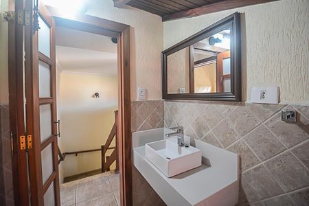 Casa à venda com 222m², 3 quartos e 2 vagasBanheiro de serviço 2