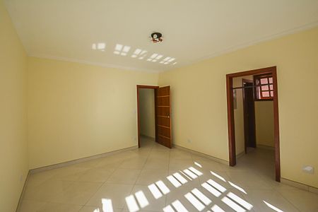 Casa à venda com 222m², 3 quartos e 2 vagasQuarto Suíte