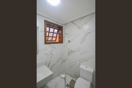 Casa à venda com 222m², 3 quartos e 2 vagasLavabo