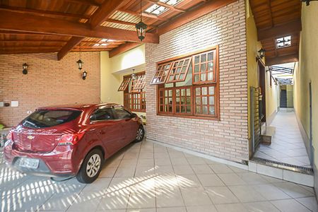 Casa à venda com 222m², 3 quartos e 2 vagasGaragem