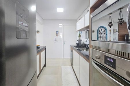 Apartamento para alugar com 106m², 3 quartos e 2 vagas Apartamento para alugar com 106m², 3 quartos e 2 vagascozinha