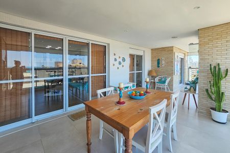 Apartamento para alugar com 106m², 3 quartos e 2 vagas Apartamento para alugar com 106m², 3 quartos e 2 vagasVaranda