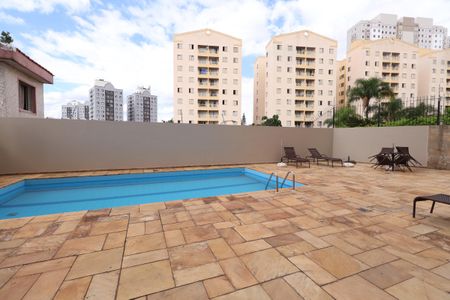 Apartamento à venda com 98m², 3 quartos e 1 vagaÁrea comum - Piscina