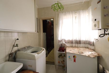 Apartamento à venda com 98m², 3 quartos e 1 vagaÁrea de Serviço