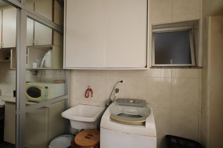Apartamento à venda com 98m², 3 quartos e 1 vagaÁrea de Serviço