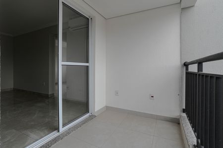 Sacada de apartamento para alugar com 2 quartos, 57m² em Vila Oliveira, Mogi das Cruzes