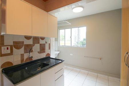 Cozinha de kitnet/studio para alugar com 1 quarto, 28m² em Moema, São Paulo