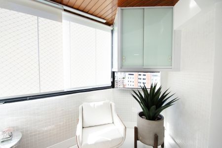 Apartamento à venda com 187m², 4 quartos e 3 vagasSala de estar 2