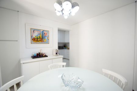 Apartamento à venda com 187m², 4 quartos e 3 vagasCopa