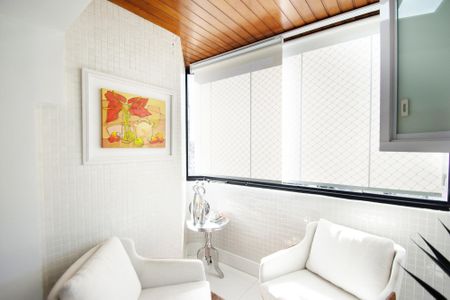 Apartamento à venda com 187m², 4 quartos e 3 vagasSala de estar 2