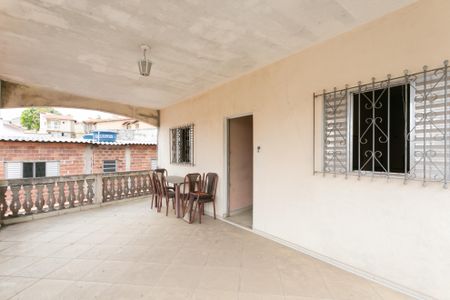 Casa para alugar com 195m², 4 quartos e 5 vagasVaranda