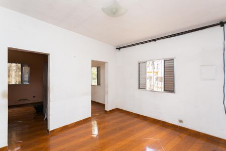 Sala de casa para alugar com 4 quartos, 195m² em Vila Carmosina, São Paulo