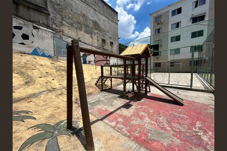 Apartamento para alugar com 42m², 2 quartos e sem vagaÁrea comum - Playground