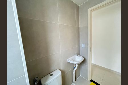 Apartamento para alugar com 42m², 2 quartos e sem vagaBanheiro